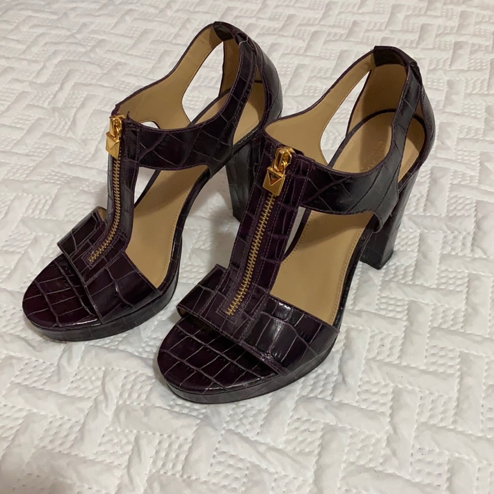 Michael Kors use two times